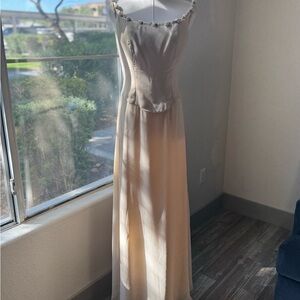 Absolutely adorable 90s Cream Chiffon Formal Gown with rosette detailing, size 8